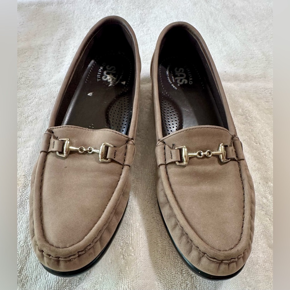 SAS Women’s Brown Leather Loafers Slip-Ons Size 9 - Picture 2 of 7